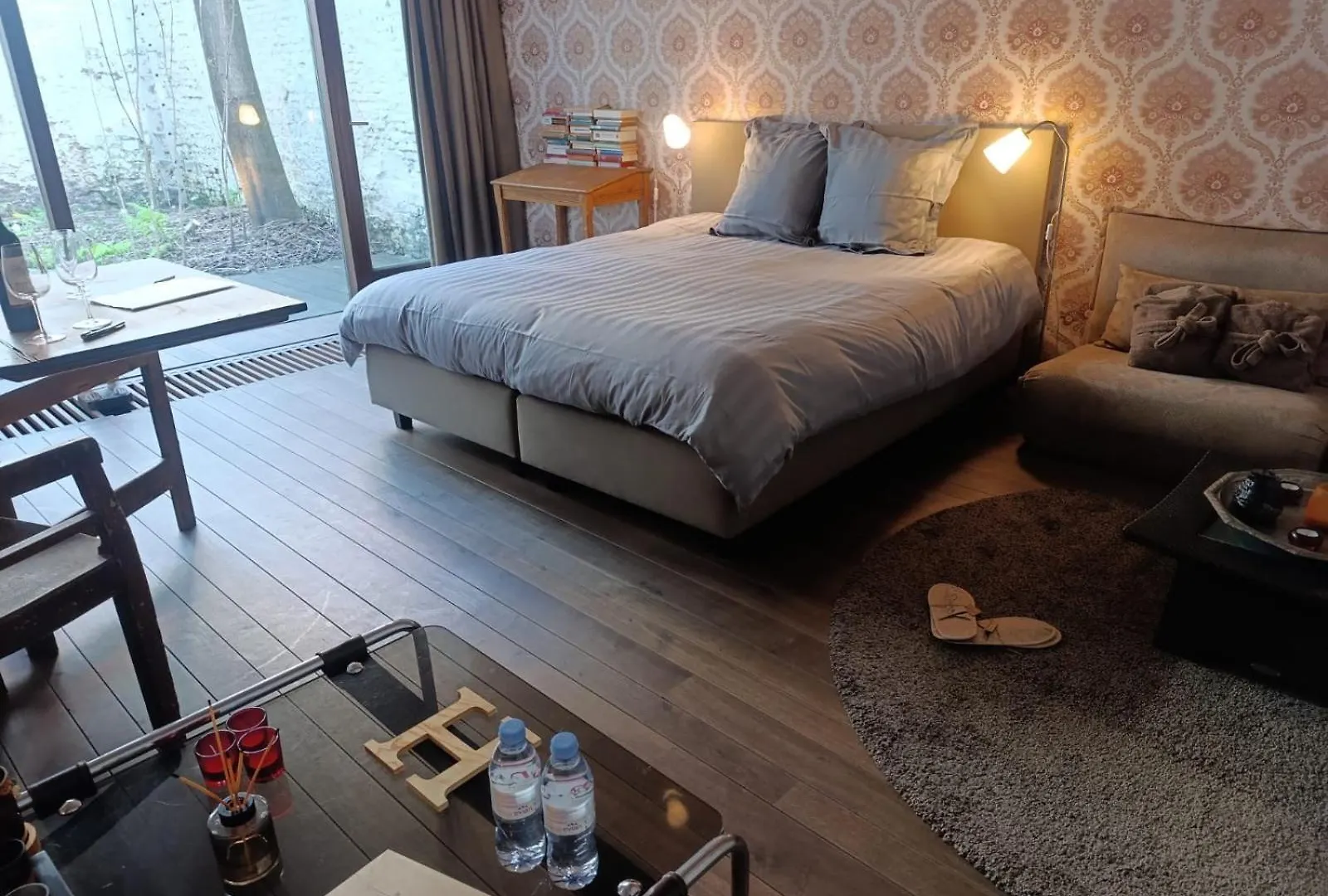 **  Schopenhauer Bed & Breakfast Gent Belçika