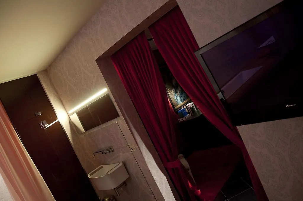 B&B Schopenhauer Ghent Bed & Breakfast